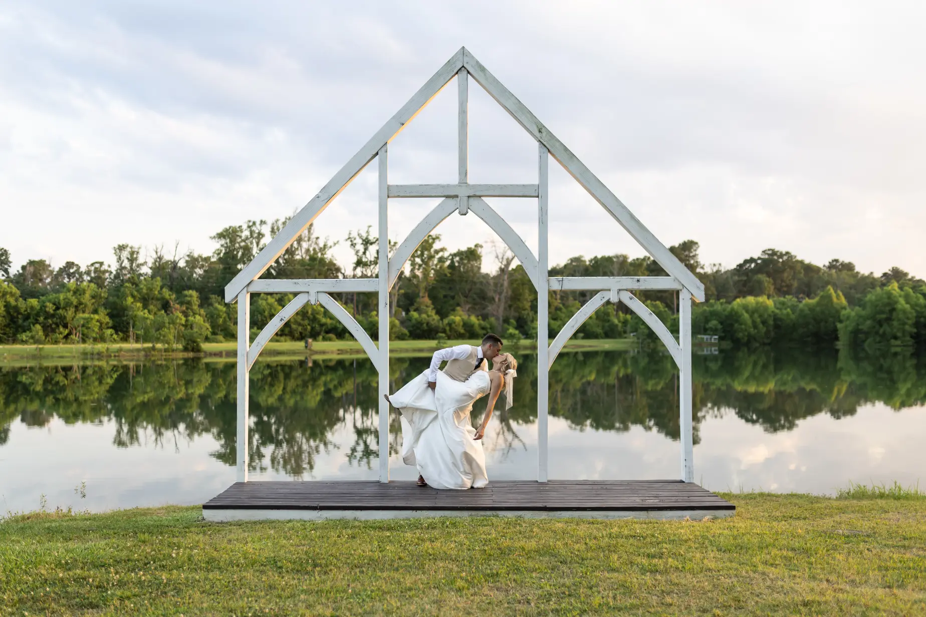 Lake Alter at The Barn at Four Pines Ranch